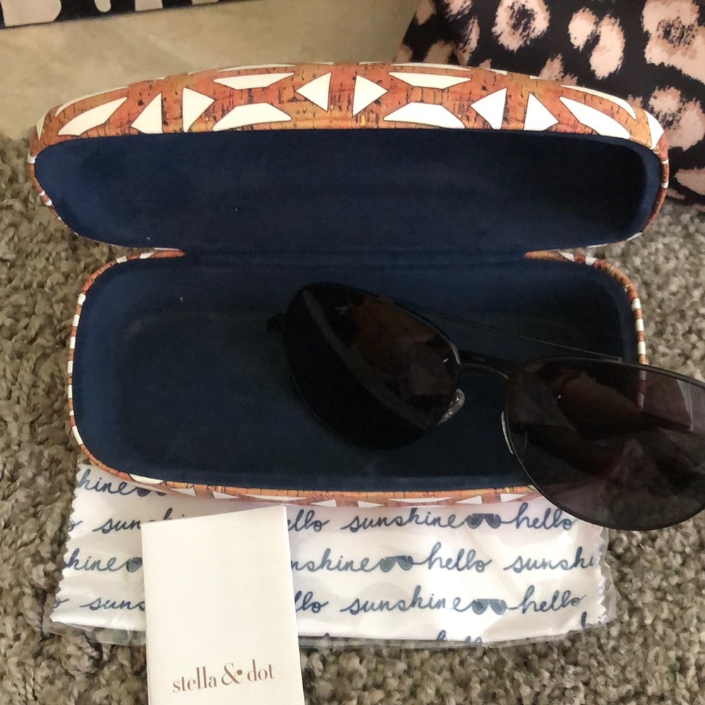 Stella & Dot {Chevron Aviator} Sunglasses